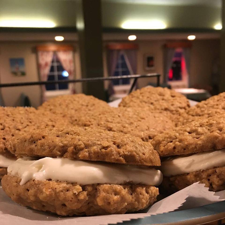 Torch Riviera | restaurant | 12899 Cherry Ave, Rapid City, MI 49676, USA | 2313224100 OR +1 231-322-4100