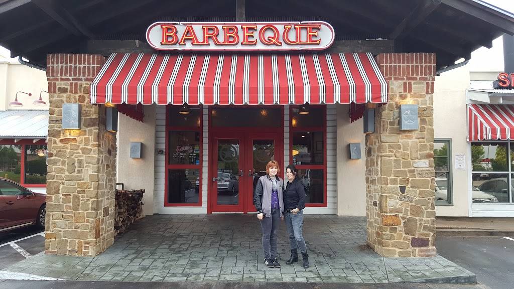 Spring Creek Barbeque | restaurant | 3939 W Emporium Cir, Mesquite, TX 75150, USA | 9726823770 OR +1 972-682-3770