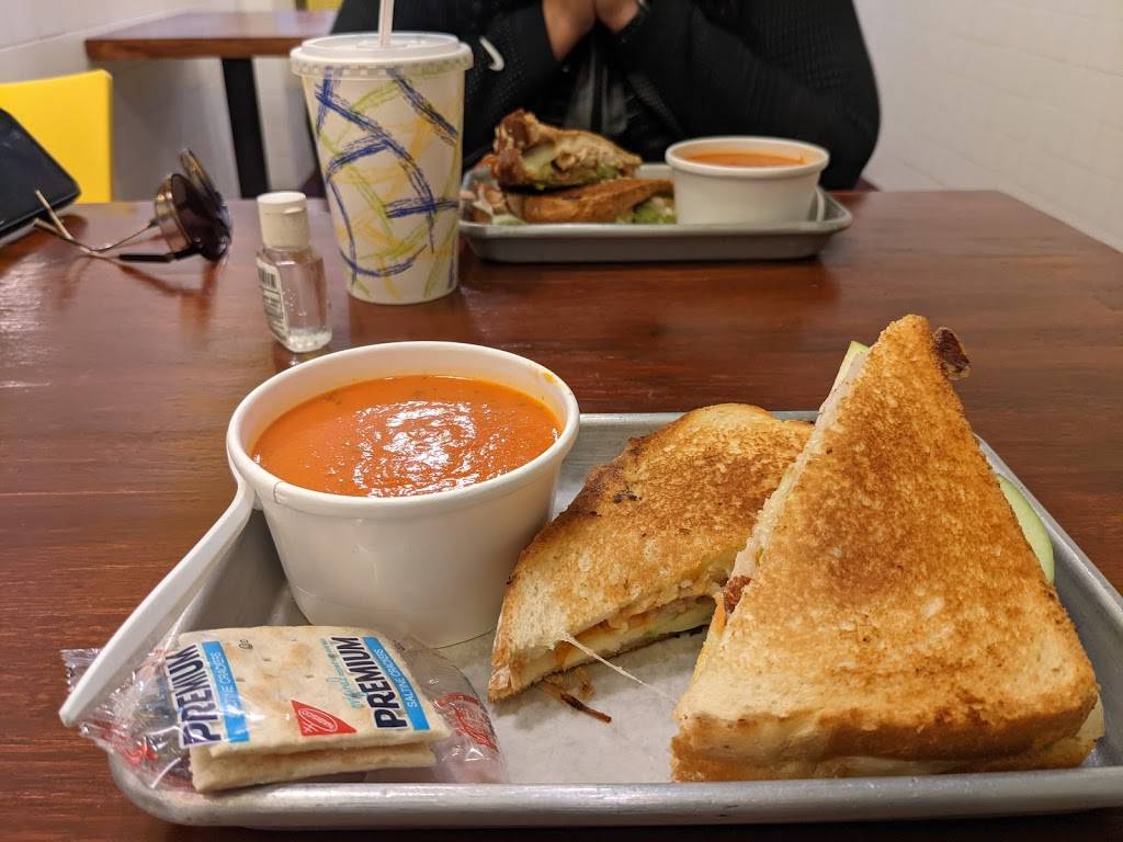 UMelt | restaurant | 129 Weybosset St, Providence, RI 02903, USA | 4013836732 OR +1 401-383-6732