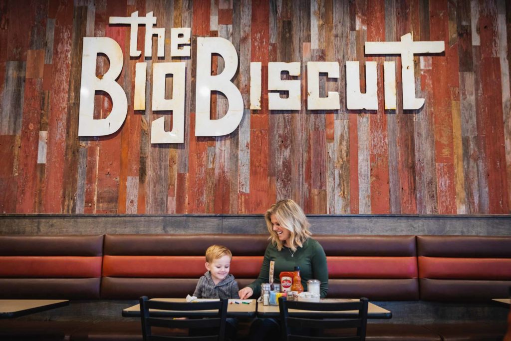 The Big Biscuit | restaurant | 3620 S Campbell Ave, Springfield, MO 65807, USA | 4173601294 OR +1 417-360-1294