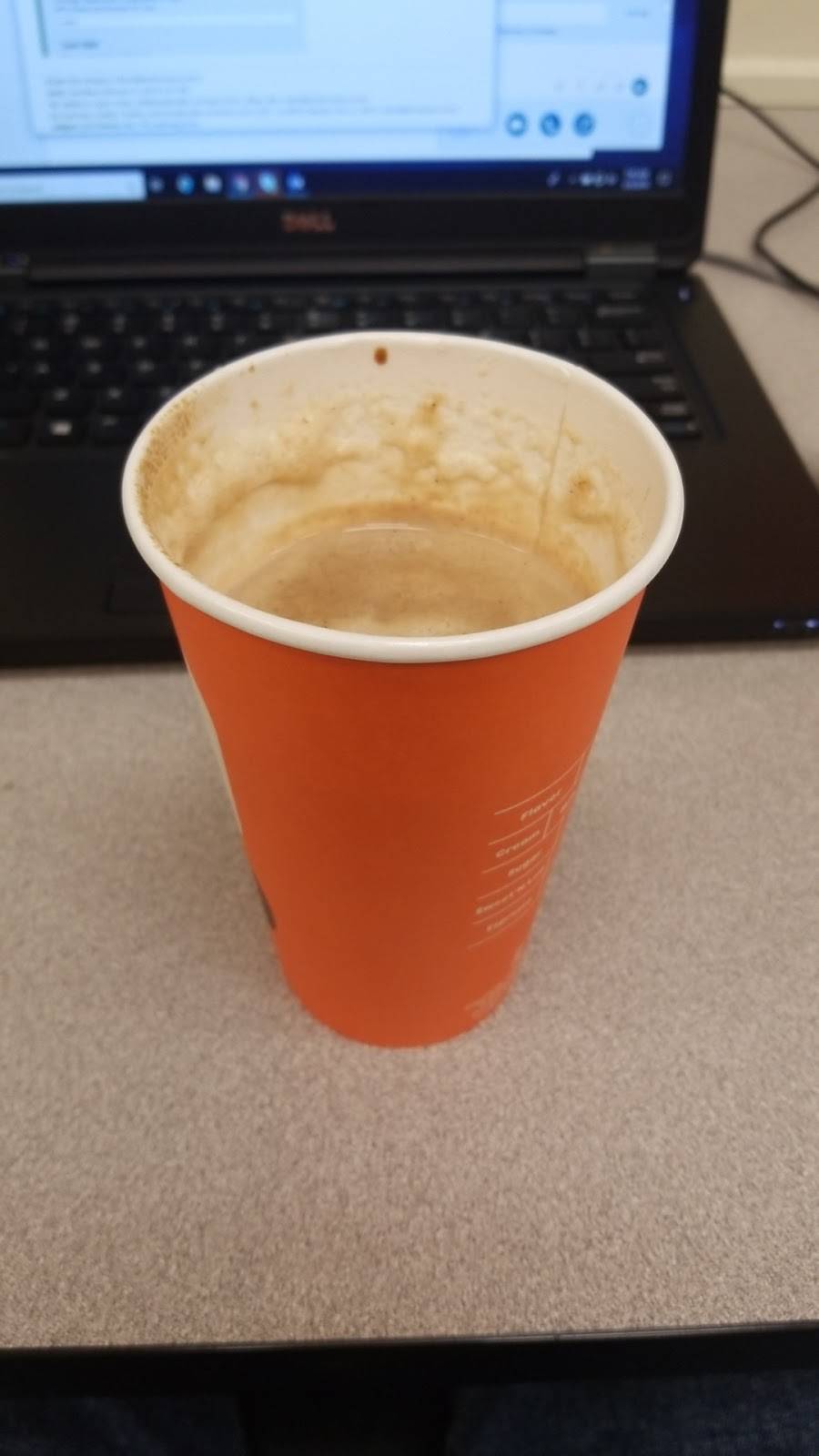 Dunkin | cafe | 350 N Hunt Club Rd, Gurnee, IL 60031, USA | 8476729264 OR +1 847-672-9264