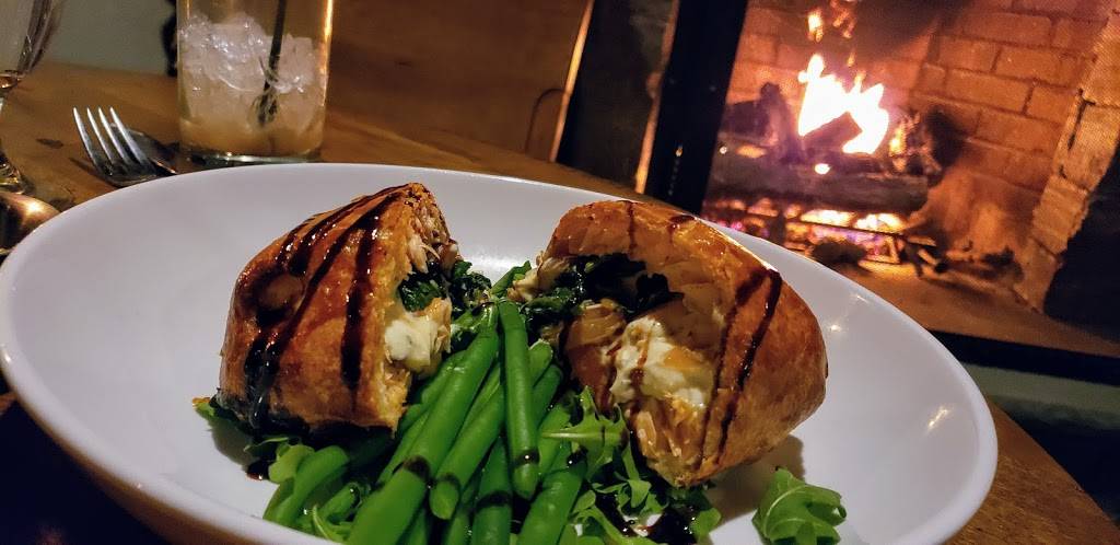 Mountain Top Inn & Resort | restaurant | 95 Mountain Top Rd, Chittenden, VT 05737, USA | 8024832311 OR +1 802-483-2311