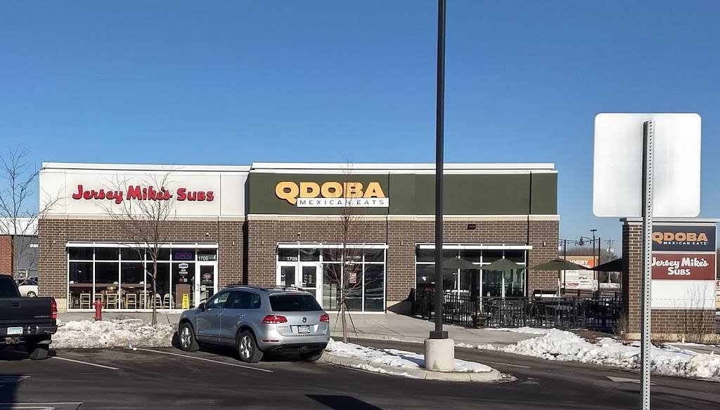 QDOBA Mexican Eats | restaurant | 1709 S Robert St N, West St Paul, MN 55118, USA | 6514572188 OR +1 651-457-2188