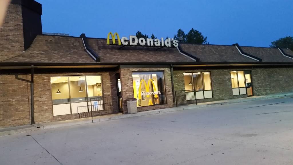 McDonalds | cafe | 3601 S Federal Blvd, Englewood, CO 80110, USA | 3037814097 OR +1 303-781-4097