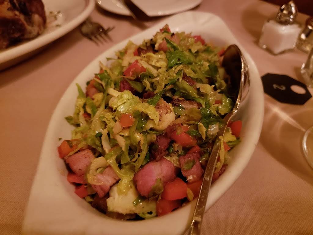 Eddie Martinis | restaurant | 8612 W Watertown Plank Rd, Wauwatosa, WI 53226, USA | 4147716680 OR +1 414-771-6680