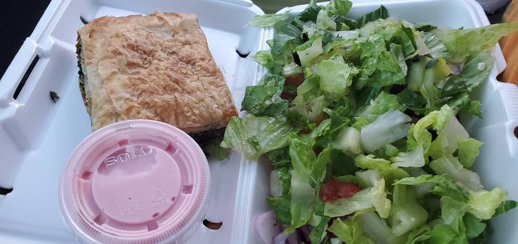 Nicky Ds Coney Island | restaurant | 32657 Woodward Ave, Royal Oak, MI 48073, USA | 2485491488 OR +1 248-549-1488