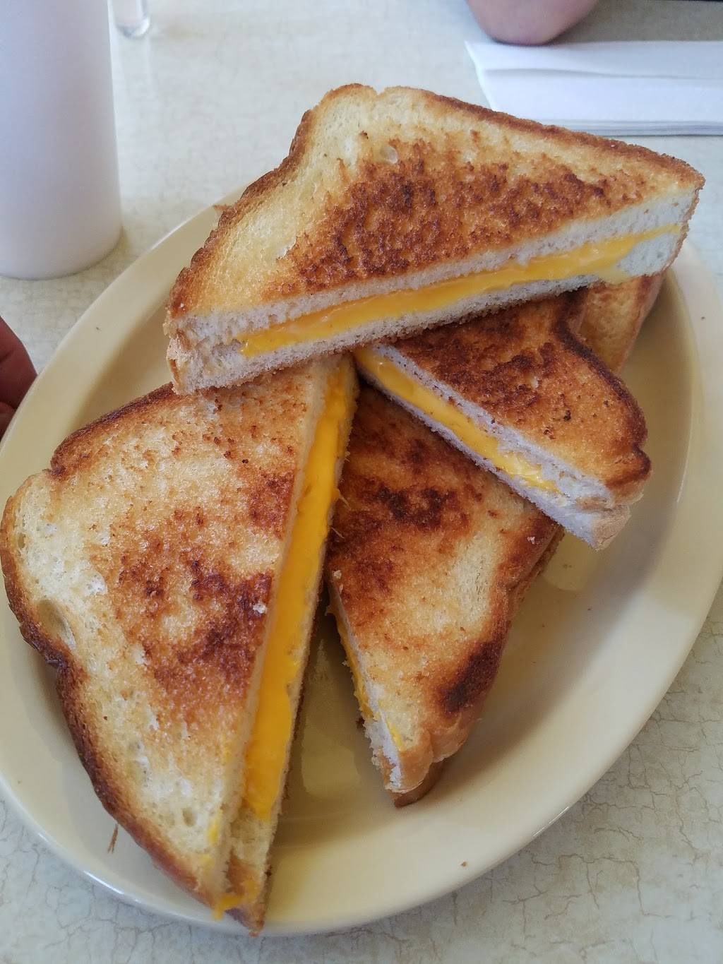 Bills Drive In | restaurant | 12222 Valley Blvd, El Monte, CA 91732, USA | 6264480544 OR +1 626-448-0544