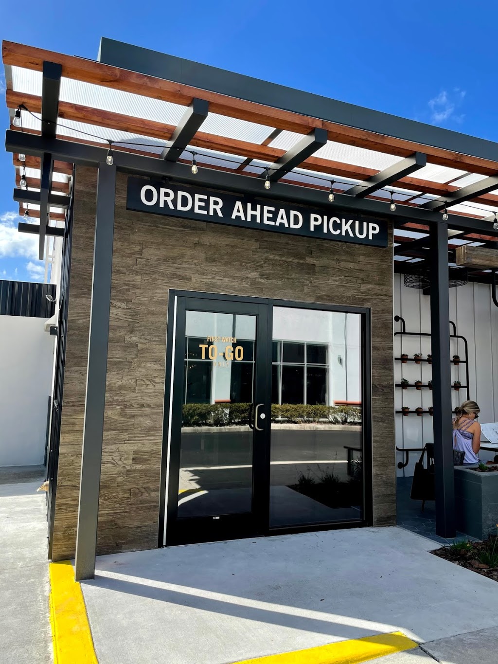 First Watch | cafe | 140 N Orlando Ave, Winter Park, FL 32789, USA | 4072879034 OR +1 407-287-9034