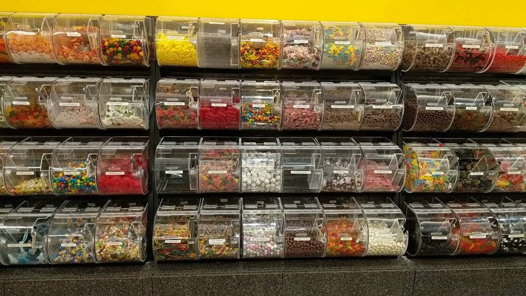 Euro Snack Inc | meal takeaway | 5001 Northstar Dr, Truckee, CA 96161, USA | 5305810600 OR +1 530-581-0600