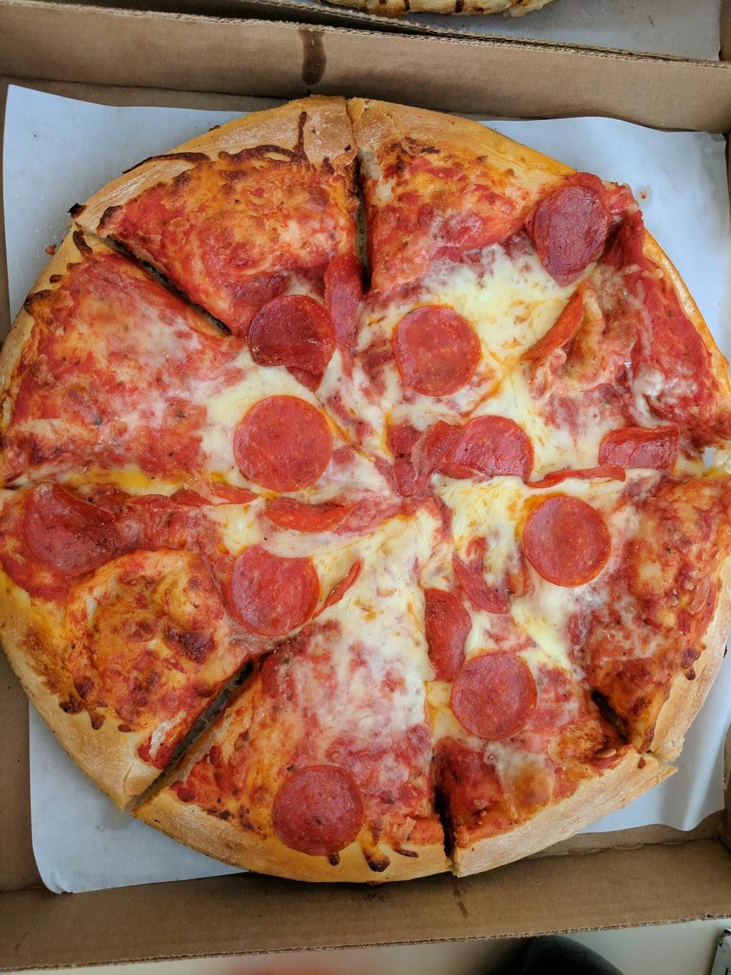 Johns Italian Restaurant | restaurant | 570 PA-590, Hamlin, PA 18427, USA | 5706892659 OR +1 570-689-2659