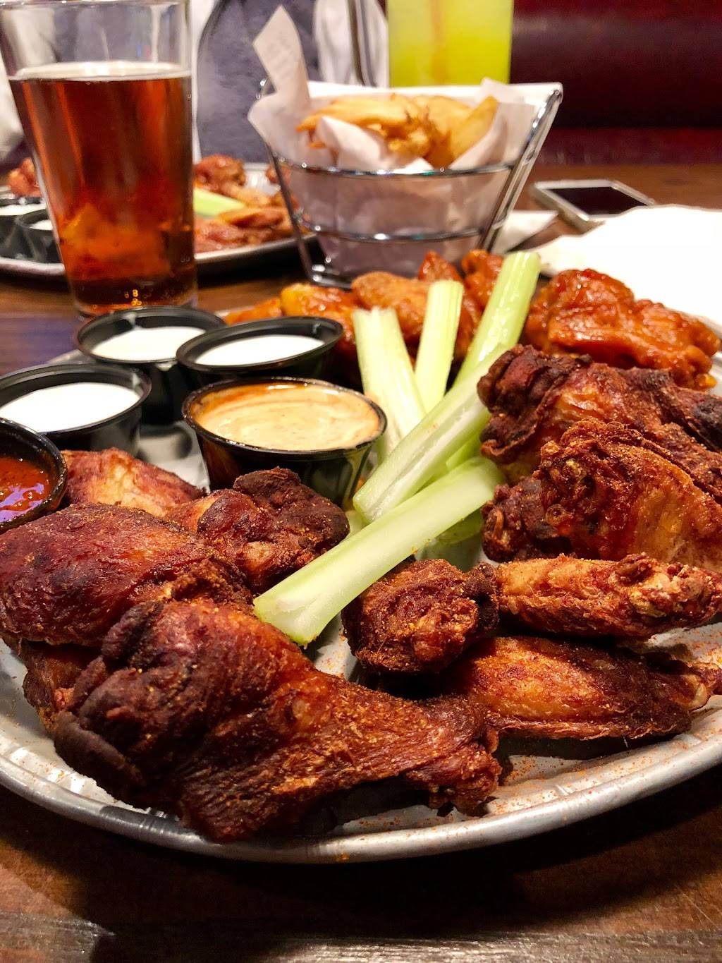 Wild Wing Cafe | cafe | 311 Jesse Jewell Pkwy, Gainesville, GA 30501, USA | 7705369177 OR +1 770-536-9177