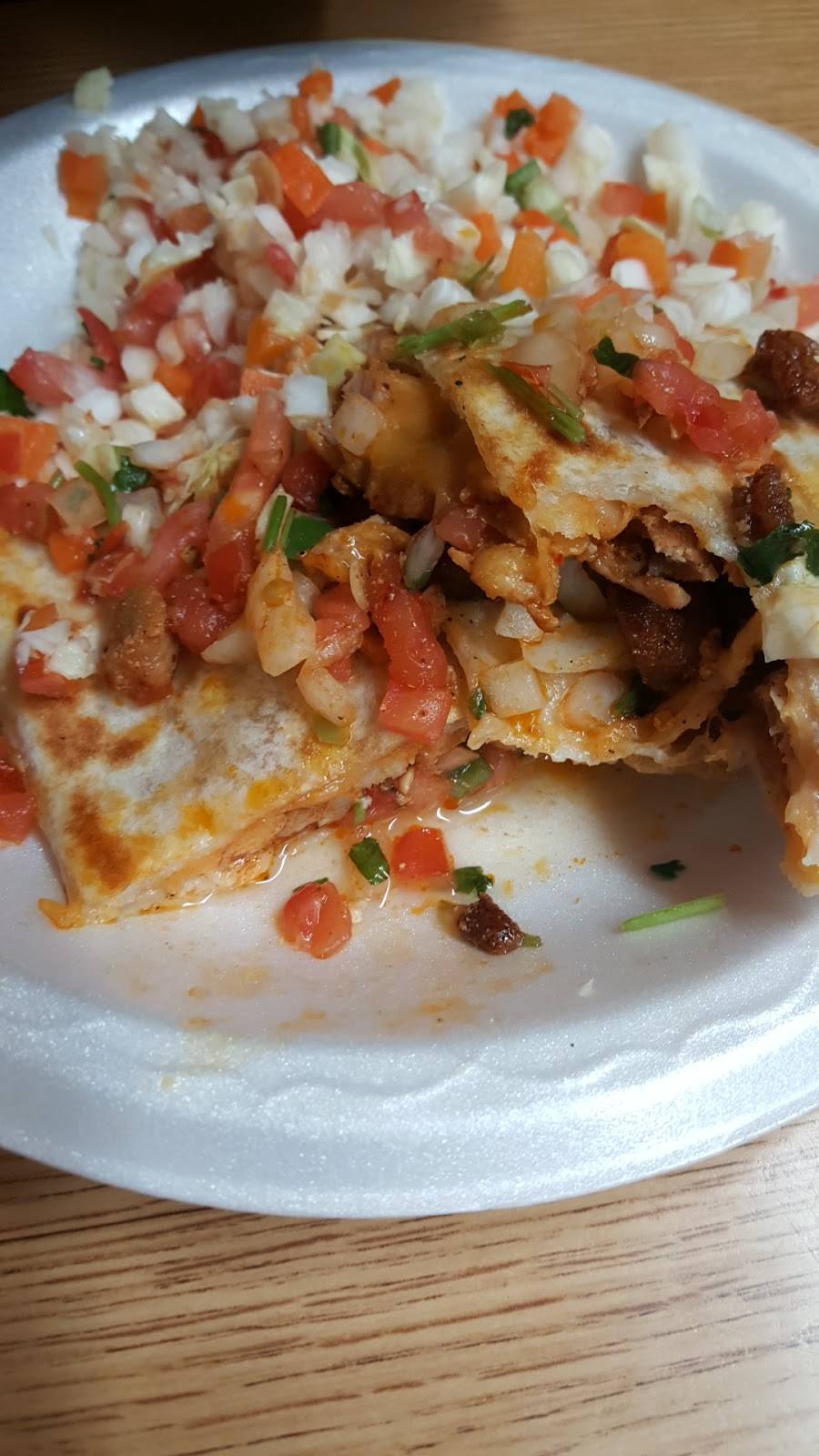 Marias Taco Shop | restaurant | 1750 R St, Merced, CA 95340, USA | 2093834424 OR +1 209-383-4424