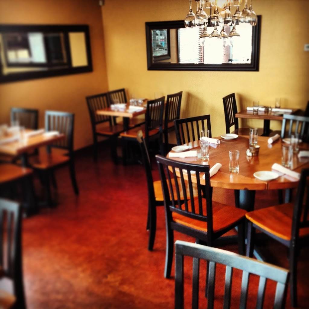 50 West Plainville | restaurant | 50 W Main St, Plainville, CT 06062, USA | 8603515066 OR +1 860-351-5066