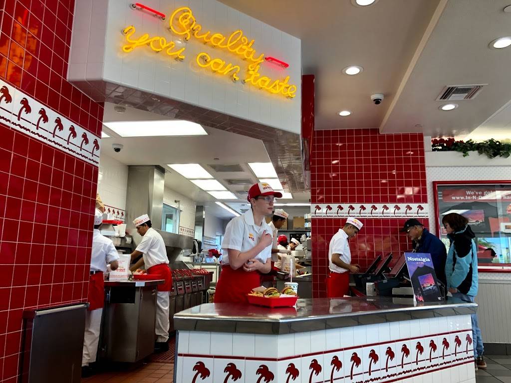 In-N-Out Burger | restaurant | 4840 N 20th St, Phoenix, AZ 85016, USA | 8007861000 OR +1 800-786-1000