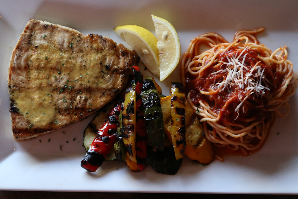 Wholey Ravioli Italian Kitchen | restaurant | 1067 C St # 132, Galt, CA 95632, USA | 2097455109 OR +1 209-745-5109