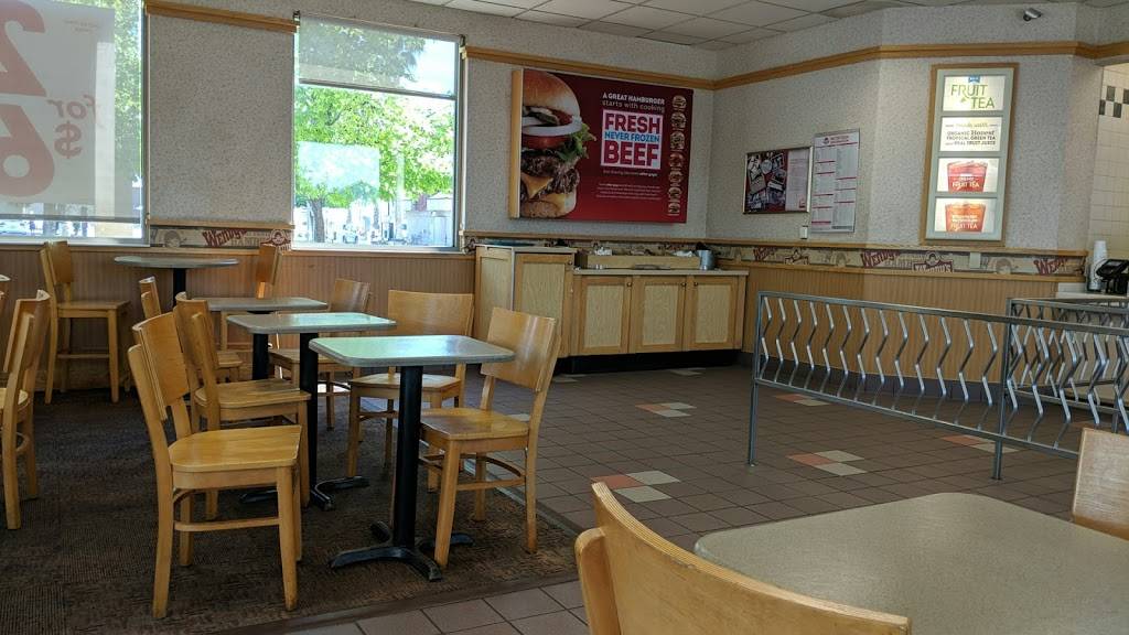 Wendys | restaurant | 2150 Panama Ln, Bakersfield, CA 93307, USA | 6618371882 OR +1 661-837-1882