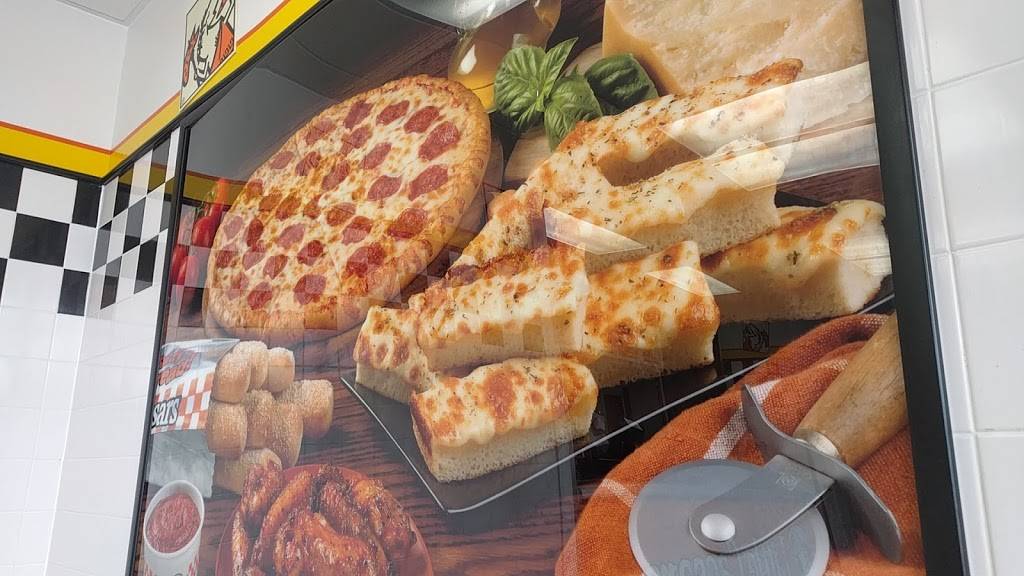Little Caesars Pizza | meal takeaway | 2020 Nickerson Blvd, Hampton, VA 23663, USA | 7578500517 OR +1 757-850-0517