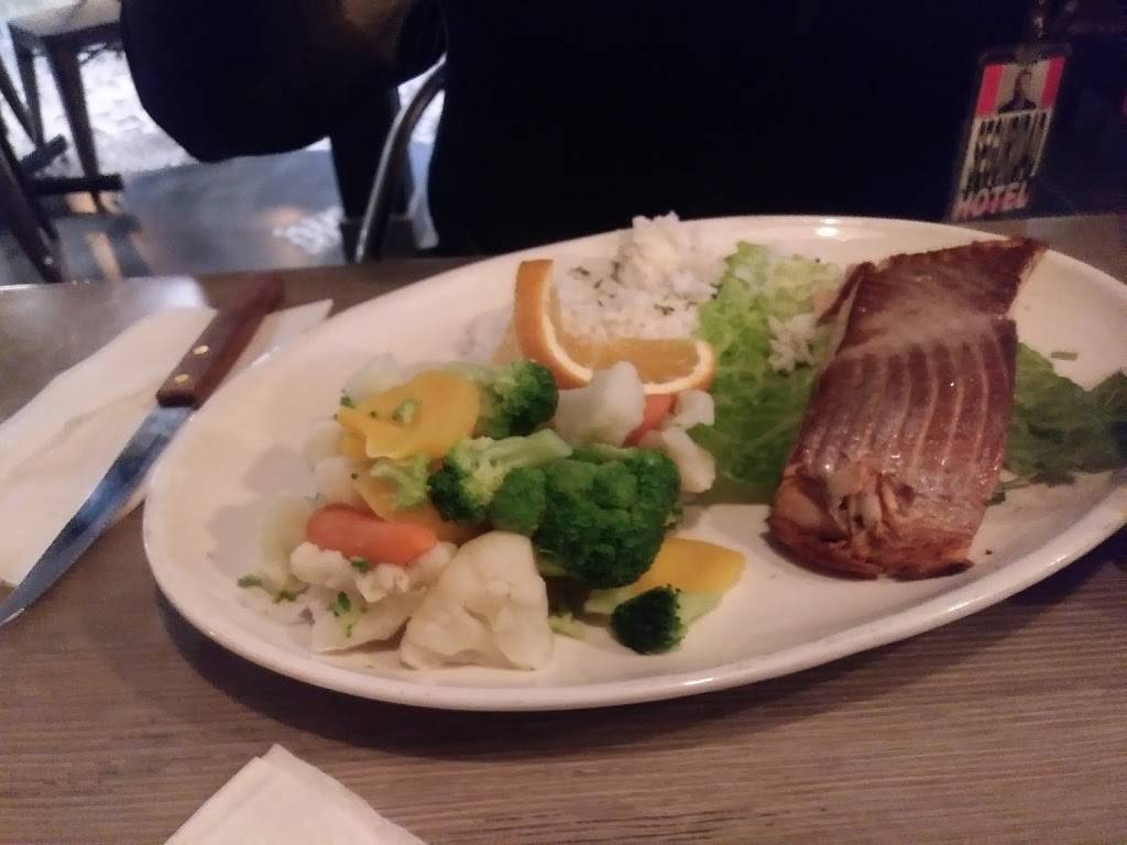 Azul Restaurante | restaurant | Primer Callejón Coahuila 8064, Zona Nte., Tijuana, B.C., Mexico | 016643826194 OR +52 664 382 6194