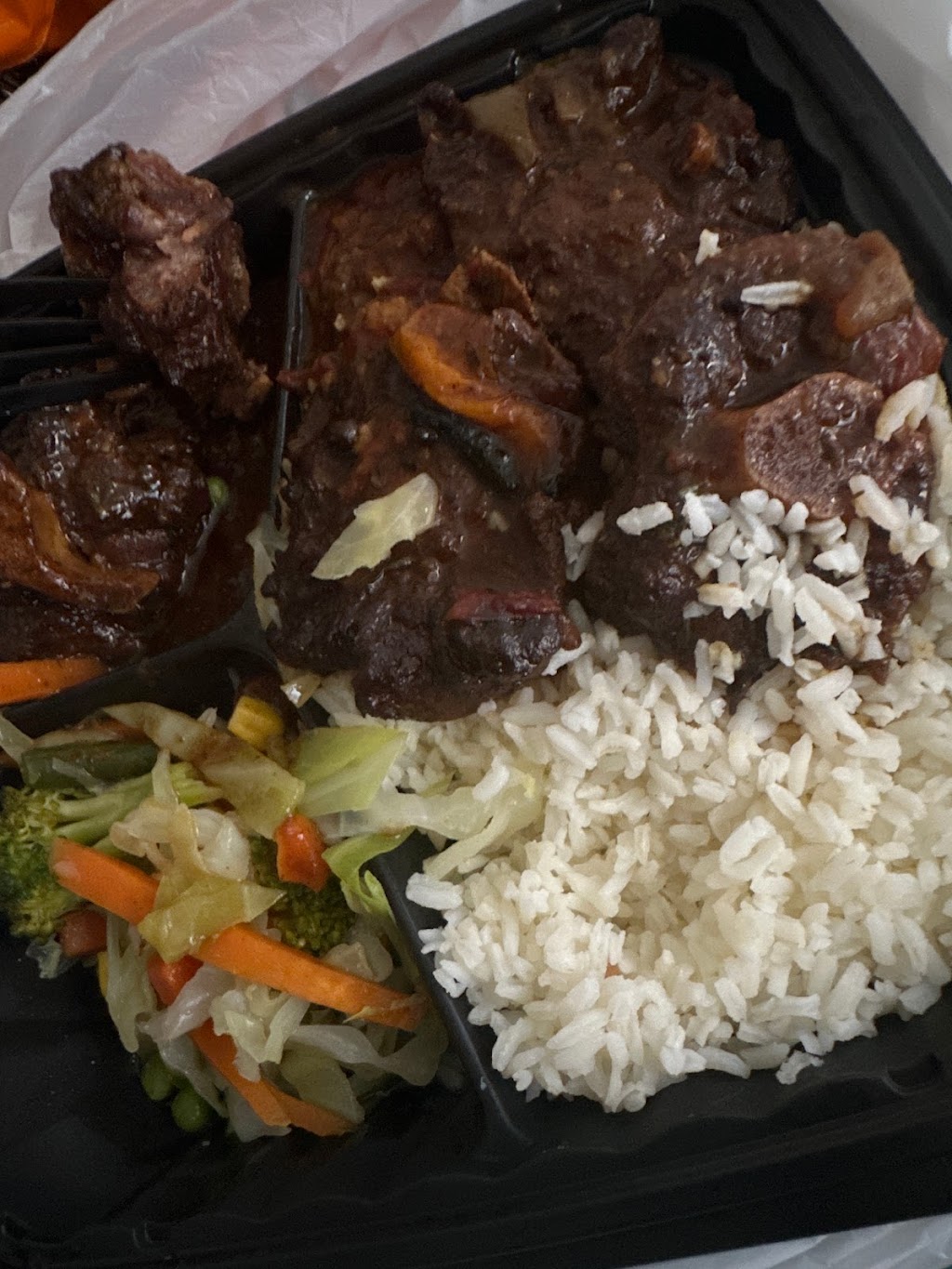 Gold Spoon Jamaican Cuisine | restaurant | 6517 West Blvd, Inglewood, CA 90302, USA | 3104314098 OR +1 310-431-4098