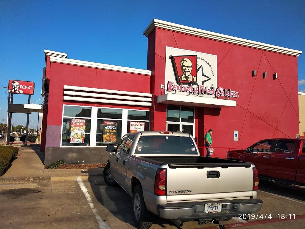 KFC | restaurant | 4540 Western Center Blvd, Haltom City, TX 76137, USA | 8174844012 OR +1 817-484-4012