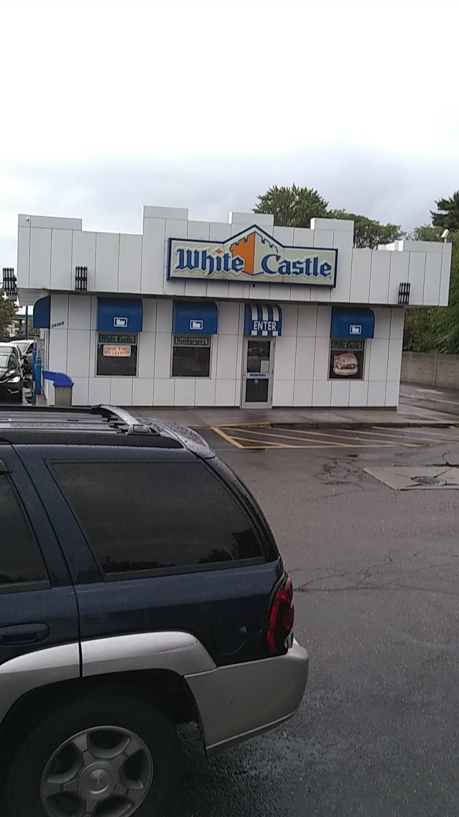White Castle | restaurant | 15365 Wyoming Ave, Detroit, MI 48238, USA | 3138647597 OR +1 313-864-7597