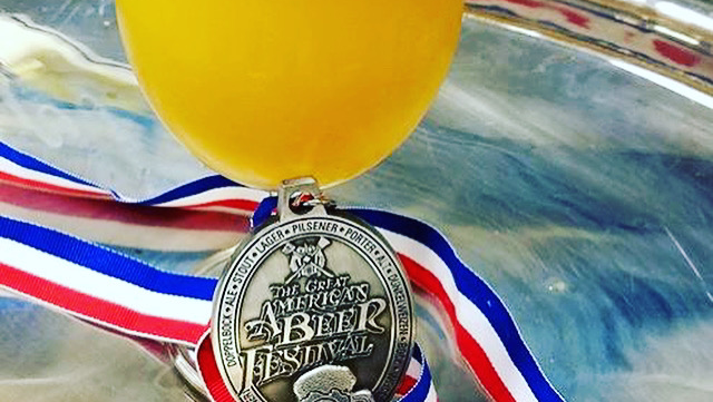 Phantom Ales | restaurant | 1211 N Las Brisas St, Anaheim, CA 92806, USA | 7142253206 OR +1 714-225-3206