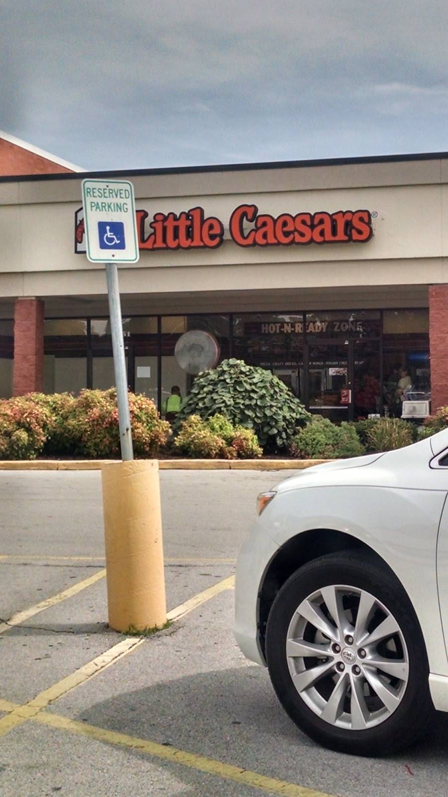 Little Caesars Pizza | meal takeaway | 151 Highland Square, Crossville, TN 38555, USA | 9314560533 OR +1 931-456-0533