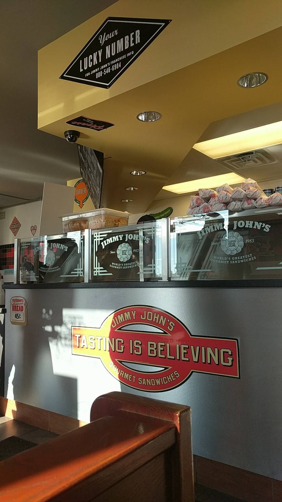 Jimmy Johns | meal delivery | 869 S Main St, West Bend, WI 53095, USA | 2623340100 OR +1 262-334-0100