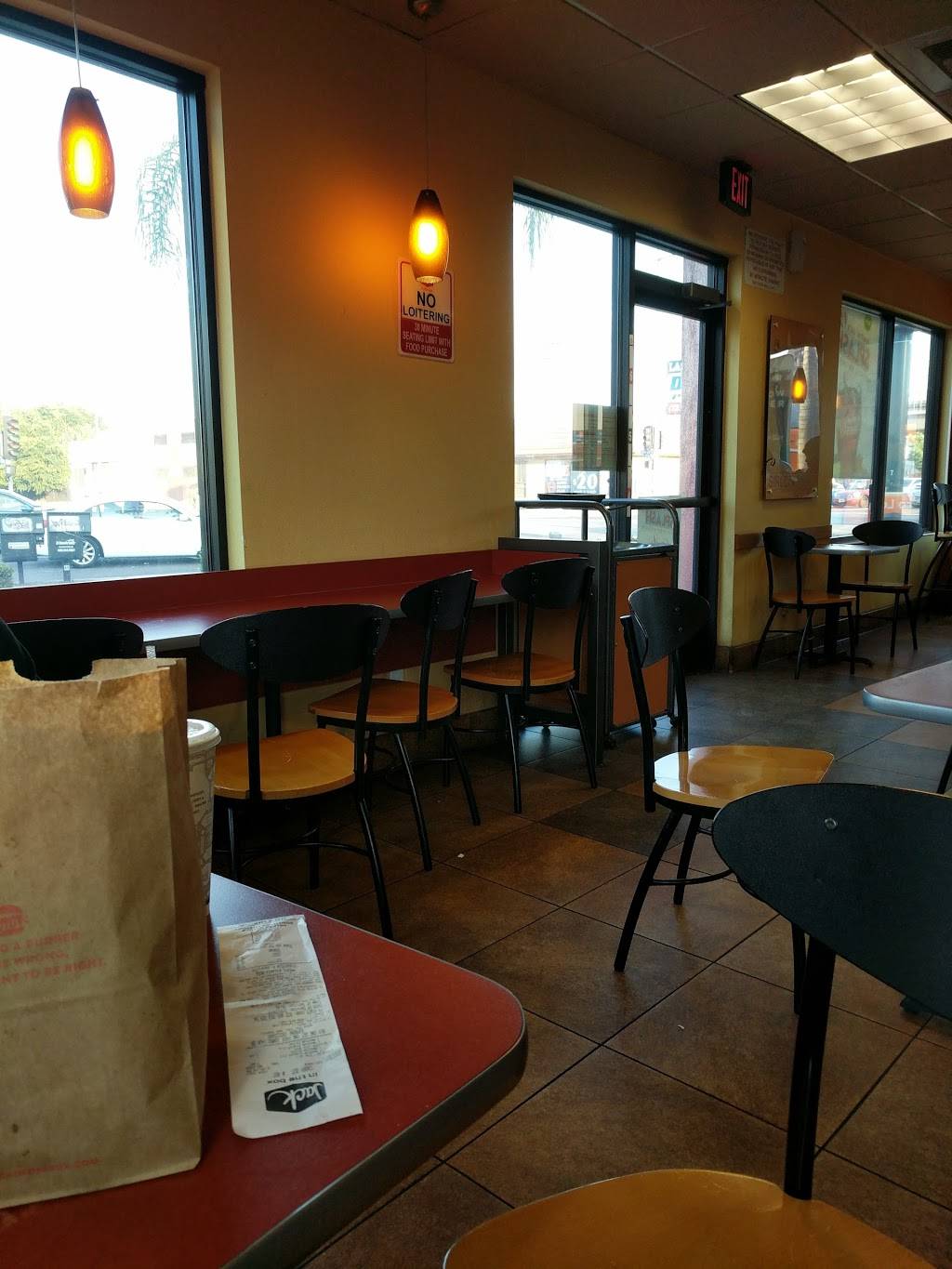 Jack in the Box | restaurant | 5101 W Jefferson Blvd, Los Angeles, CA 90016, USA | 3235250868 OR +1 323-525-0868