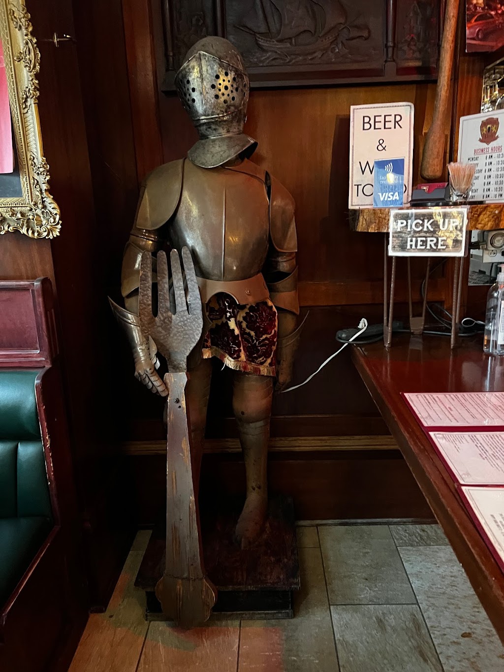 Sutter Pub & Restaurant | restaurant | 700 Sutter St, San Francisco, CA 94109, USA | 4154005840 OR +1 415-400-5840