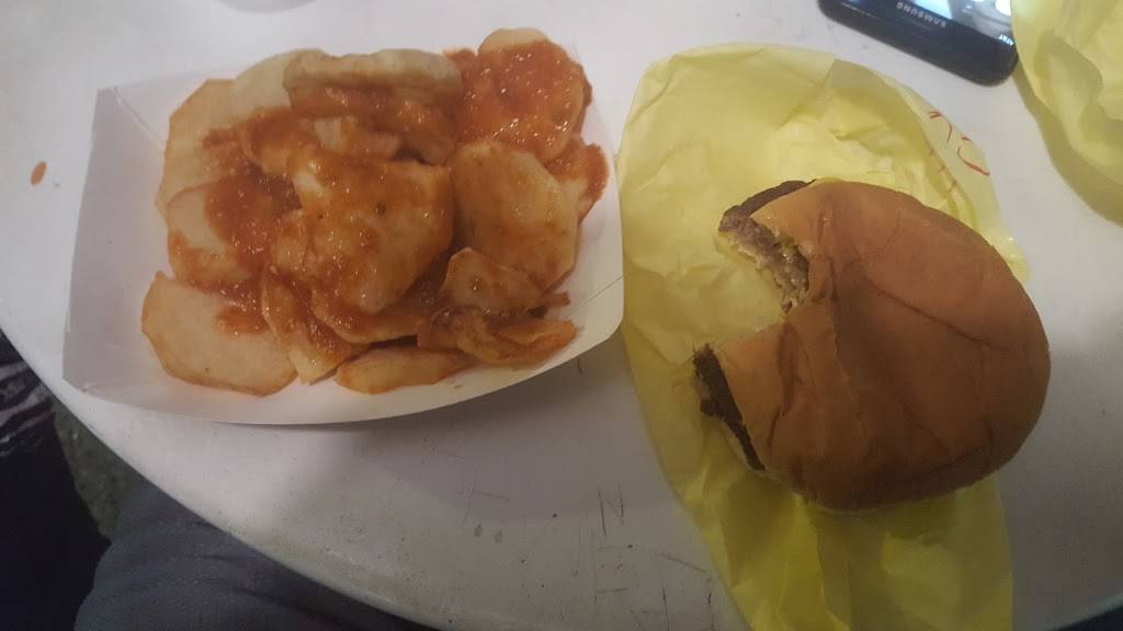 Burger Box | restaurant | 81201 Indio Blvd, Indio, CA 92201, USA | 7603426631 OR +1 760-342-6631