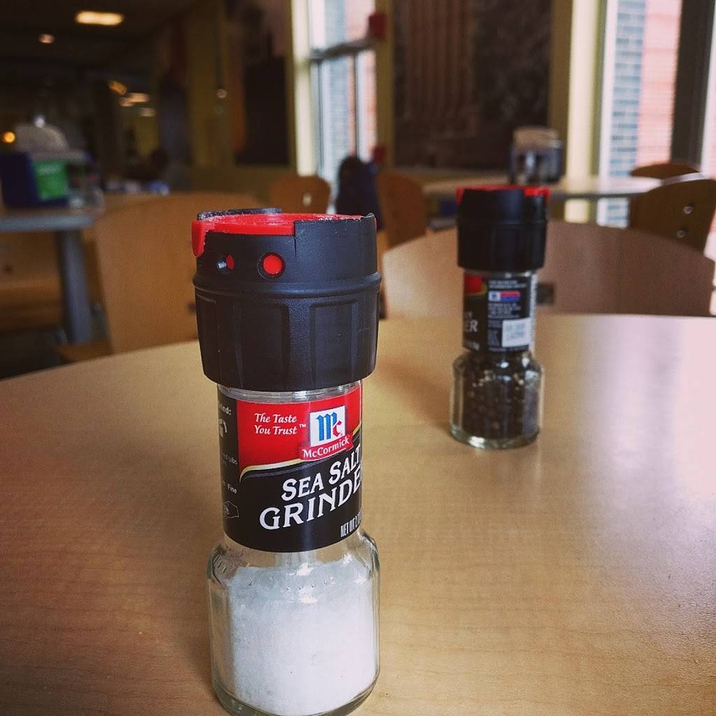 McCallie Dining Hall | restaurant | 1301 E Main St, Murfreesboro, TN 37130, USA | 6158982675 OR +1 615-898-2675