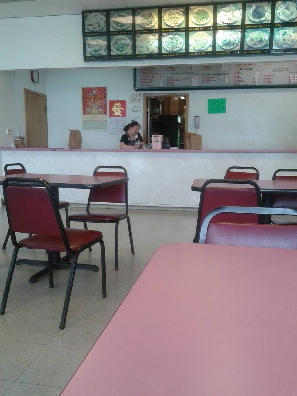 China Wok Restaurant | restaurant | 6819 Parker Rd, Florissant, MO 63033, USA | 3143552627 OR +1 314-355-2627