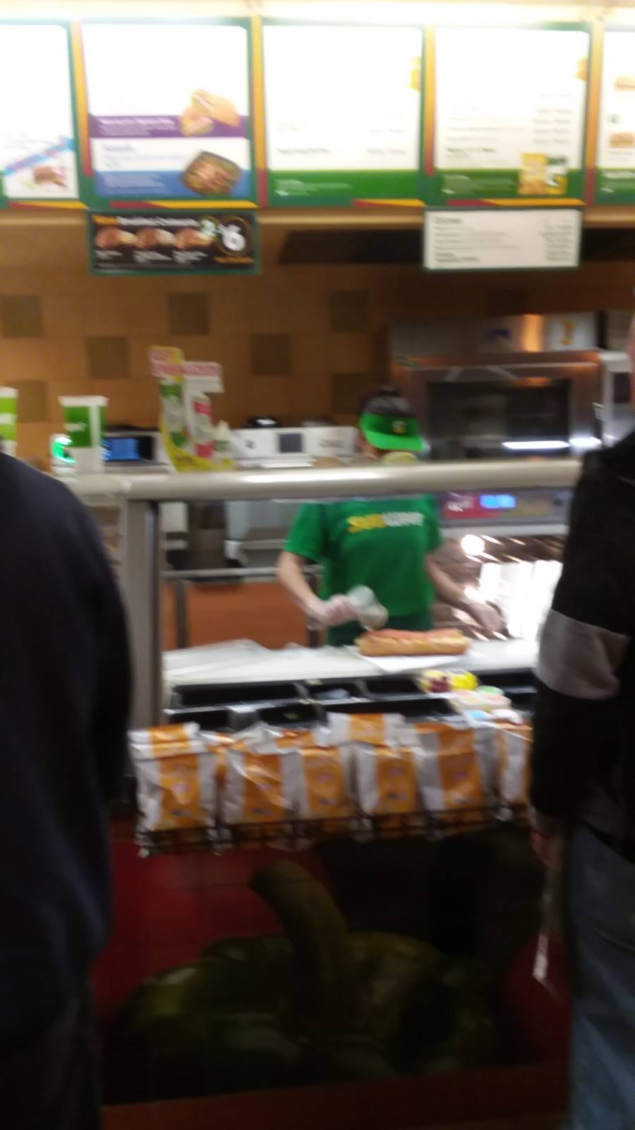 Subway | restaurant | 3515 West Stetson Avenue Suite D Building 10A, Page Plaza Shopping Center, Hemet, CA 92545, USA | 9516525380 OR +1 951-652-5380