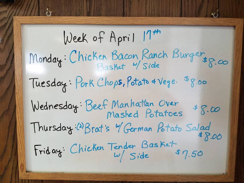 Avilla Country Kitchen | restaurant | 108 W Albion St, Avilla, IN 46710, USA | 2608972612 OR +1 260-897-2612