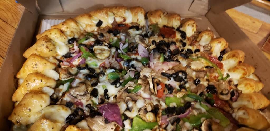 Pizza Hut | meal takeaway | 106 W Nashville Dr, Nashville, NC 27856, USA | 2524599600 OR +1 252-459-9600