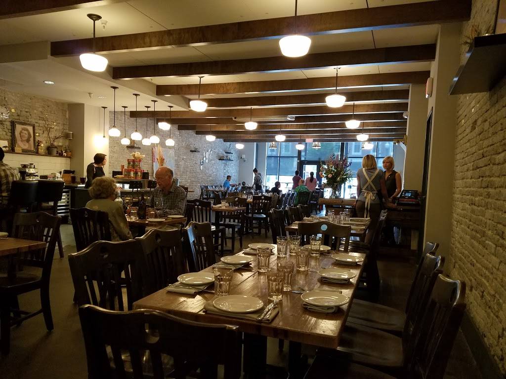 Emilia | restaurant | 16 Market Square, Knoxville, TN 37902, USA | 8653132472 OR +1 865-313-2472