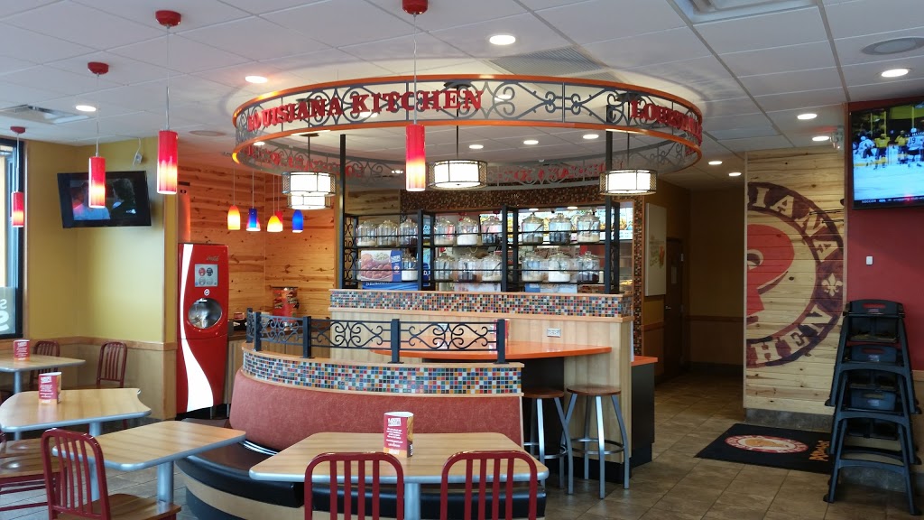 Popeyes Louisiana Kitchen | restaurant | 964 N 21st St, Newark, OH 43055, USA | 7409158545 OR +1 740-915-8545