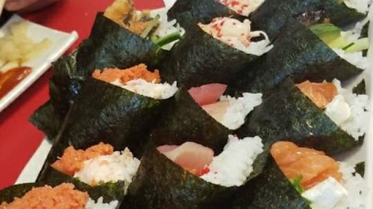 IOU Sushi IV | restaurant | 4280 N Oracle Rd #180, Tucson, AZ 85705, USA | 5208873967 OR +1 520-887-3967