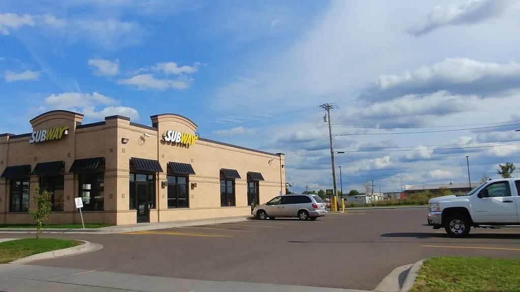 Subway Restaurants | restaurant | 4402 Grand Ave, Duluth, MN 55807, USA | 2186247254 OR +1 218-624-7254