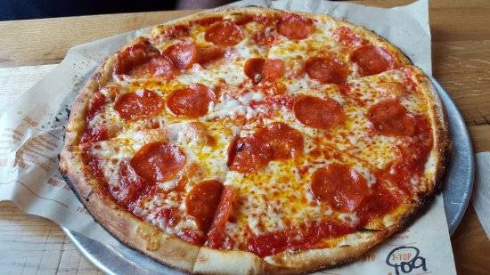 Blaze Pizza | meal takeaway | 108 W Foothill Blvd, Monrovia, CA 91016, USA | 6262386029 OR +1 626-238-6029