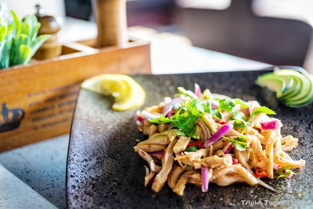 KungFu Kebab | restaurant | 2520 S Voss Rd, Houston, TX 77057, USA | 7137821100 OR +1 713-782-1100