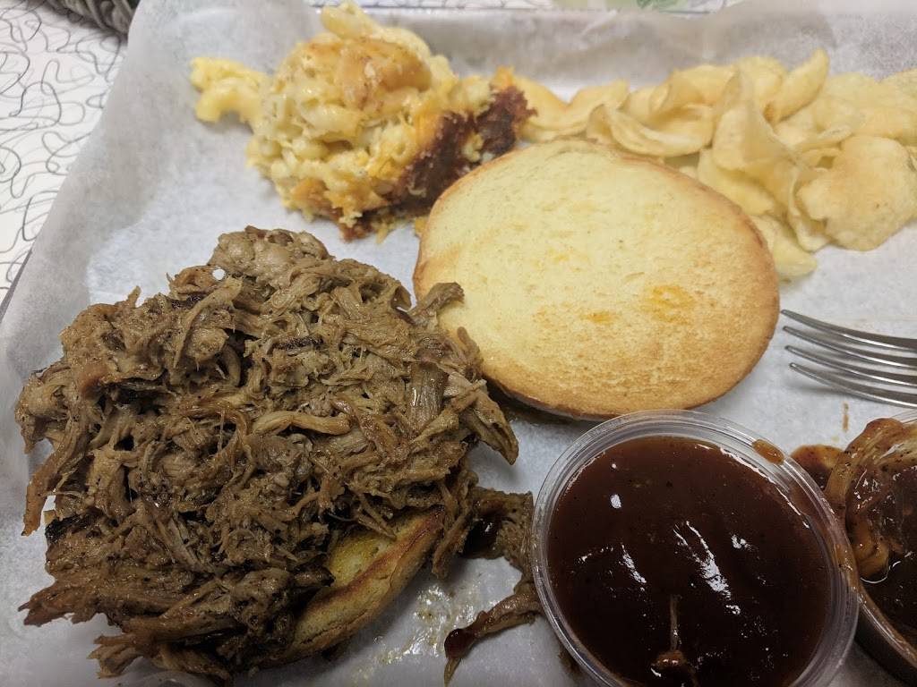 Fitzgeralds Lunch House | restaurant | 9130 Otis Ave, Indianapolis, IN 46216, USA | 3177620500 OR +1 317-762-0500