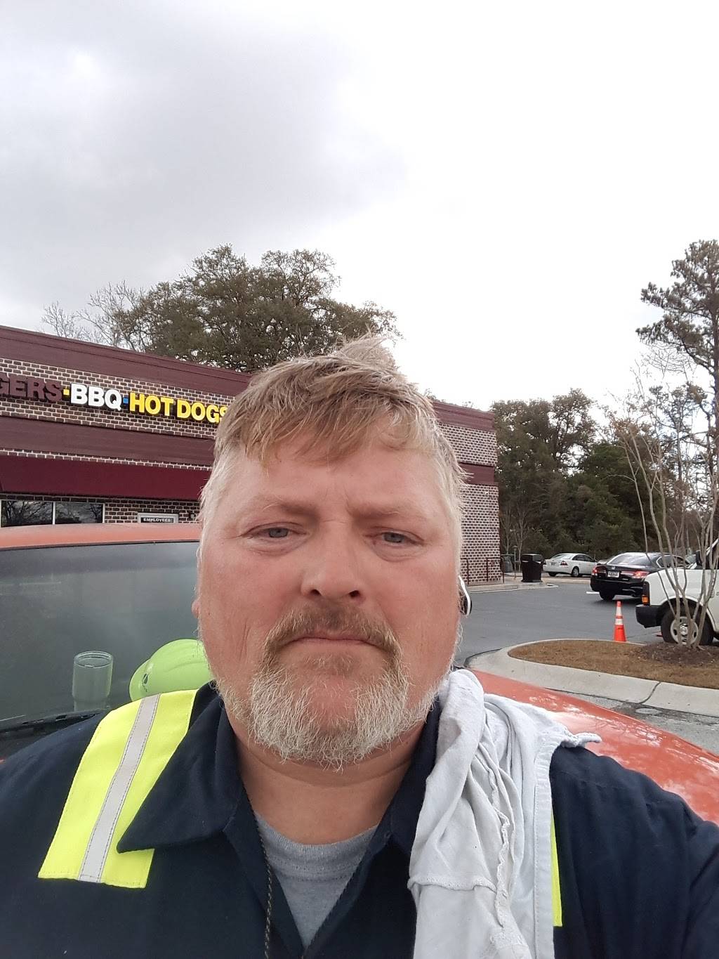 Cook Out | restaurant | 703 N Main St, Summerville, SC 29483, USA | 8438516243 OR +1 843-851-6243