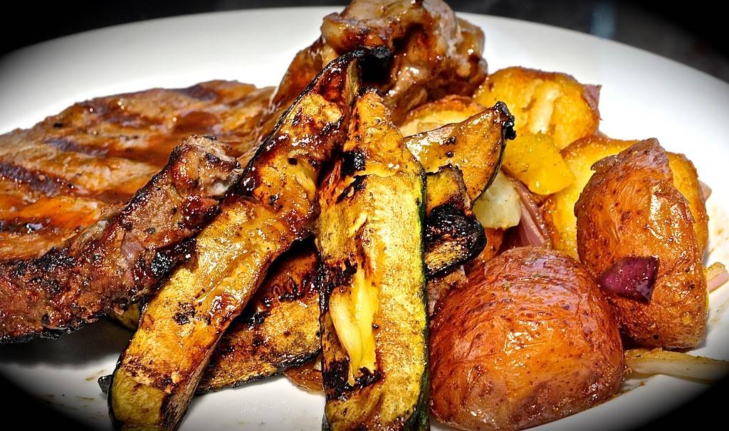 Brockberry Food 2 Go & Suites | cafe | 64 King St E, Brockville, ON K6V 1B3, Canada | 6134982829 OR +1 613-498-2829