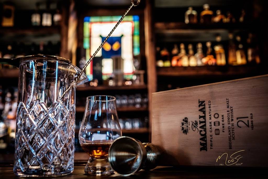 Whiskey Alley | restaurant | 227 The Alley SW, Aiken, SC 29801, USA | 8032260579 OR +1 803-226-0579