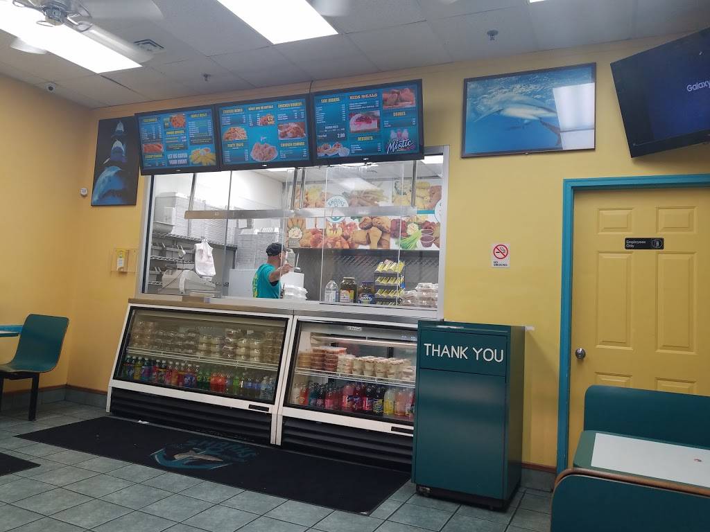 Sharks | restaurant | 2027 E 95th St, Chicago, IL 60617, USA | 7733746650 OR +1 773-374-6650