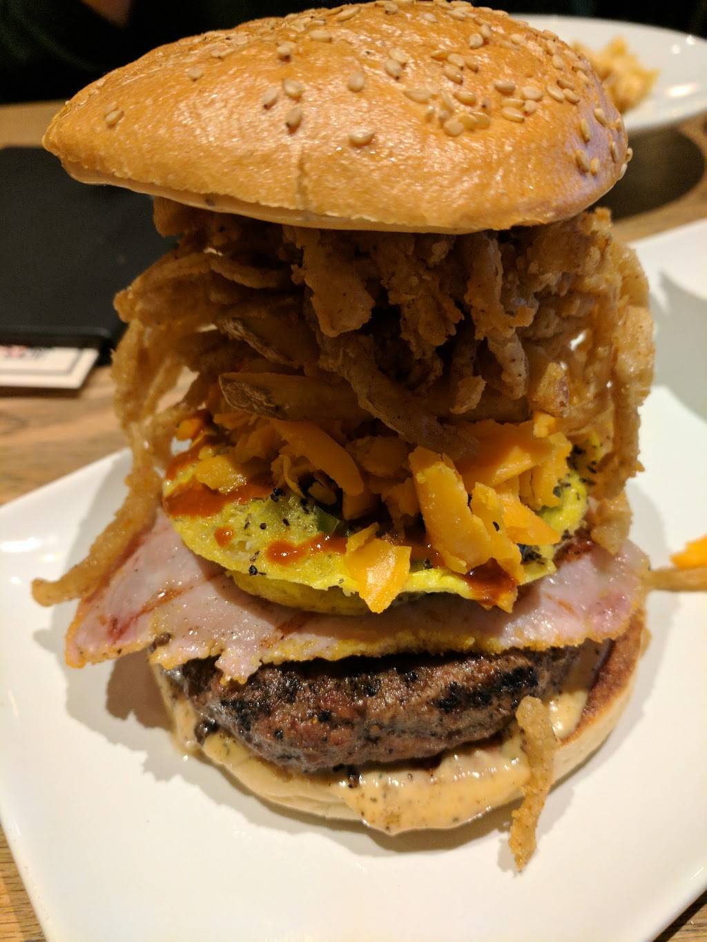 Jack Astors Bar & Grill | restaurant | 2967 Argentia Rd, Mississauga, ON L5N 0A2, Canada | 9058171670 OR +1 905-817-1670