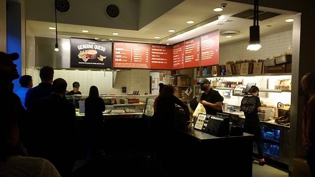 Chipotle Mexican Grill | restaurant | 5 Franklin Village Drive, Franklin, MA 02038, USA | 5088038560 OR +1 508-803-8560