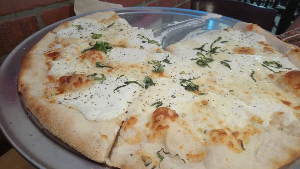 Paisanos | restaurant | 9481 Benbrook Blvd, Benbrook, TX 76126, USA | 8172497336 OR +1 817-249-7336